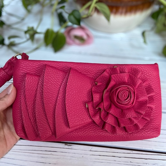 Gorgeous Big Buddha Hot Pink Wristlet - Picture 1 of 10
